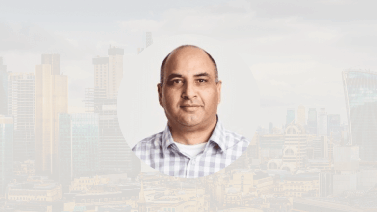 Enhance customer experience in financial services with the cloud