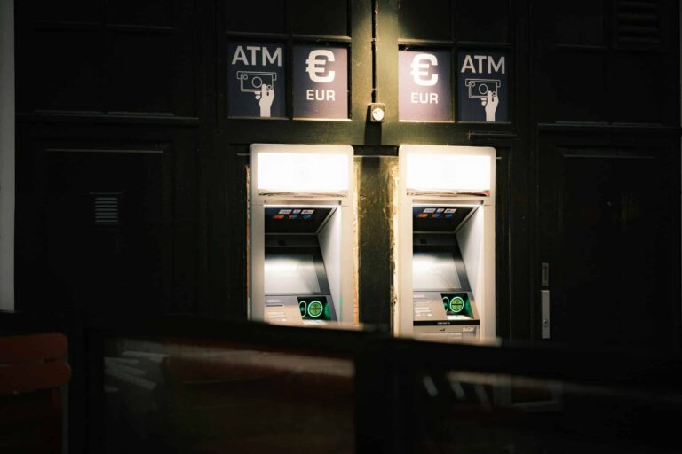 Plumery partners with Salt Edge to power smarter banking journeys