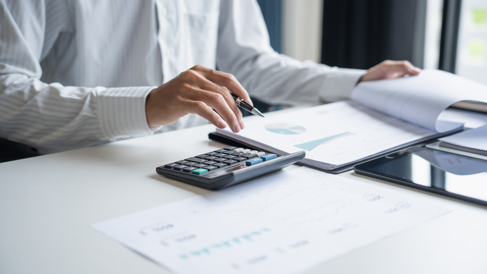 Confidence in non-financial misconduct detection drops as regulatory pressure mounts, new Smarsh research shows