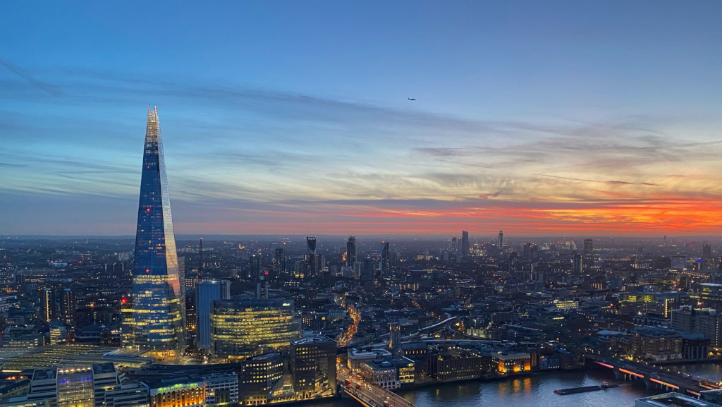 Consumers at “huge risk” to AI due to regulatory delays in FCA Mills Review, warns industry chiefs